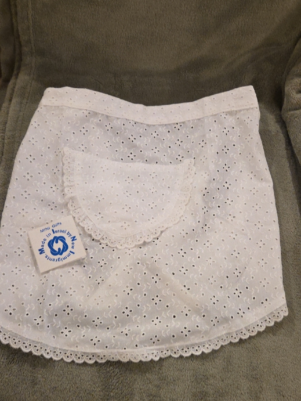 White Eyelet Lace Mini Skirt with Pocket, NWT